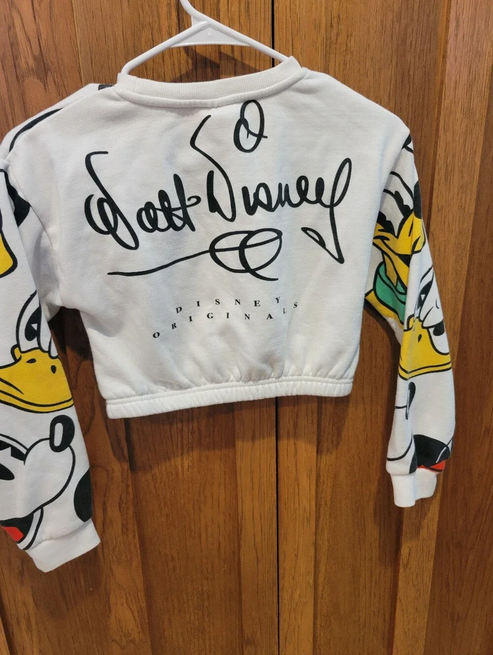 Disney 100 At Primark Hoodie Crop Top. Girls 9-10 - Picture 2 of 10